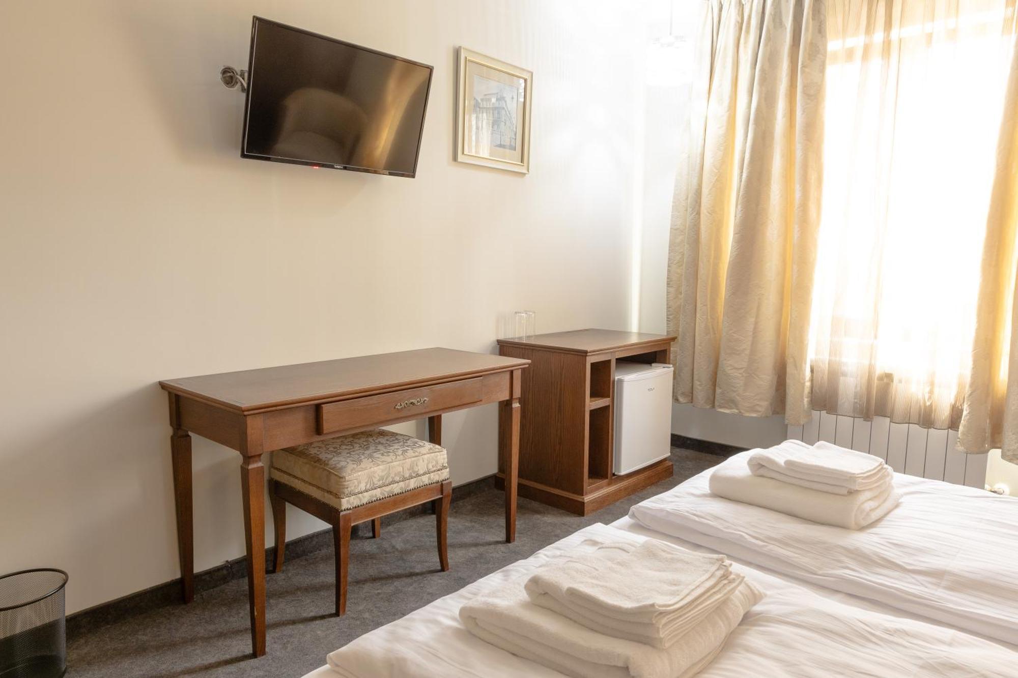 Hotel Domenic Free Parking Plovdiv Exterior photo